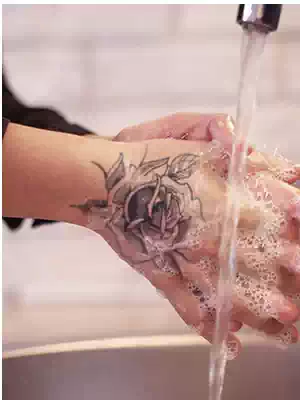 Juice cream herbal tattoo patch semi-permanent flower arm thigh neck waist Harajuku Japanese men and women can't wear long-lasting