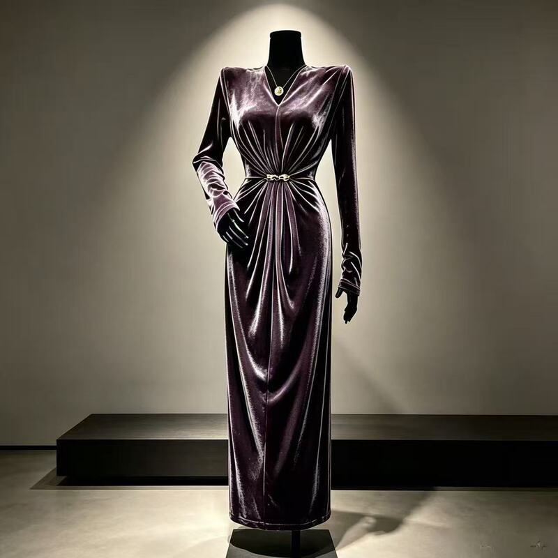Hepburn-Style Multi-Color Velvet Evening Dress for Women, V-Neck, Long Sleeves, Waist-Cinching, Slimming, Light Luxury Party Gown, Gold Velvet Long Dress Hepburn-Style Multi-Color Velvet Evening Dress for Women, V-Neck, Long Sleeves, Waist-Cinching, Slimming, Light Luxury Party Gown, Gold Velvet Long Dress