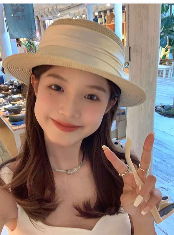 Summer Sunshade and Sun Protection Travel Straw Hat for Women, Internet Celebrity Style, Elegant and Simple Short-Brimmed Flat-Top Small Hat for Beach Vacation Summer Sunshade and Sun Protection Travel Straw Hat for Women, Internet Celebrity Style, Elegant and Simple Short-Brimmed Flat-Top Small Hat for Beach Vacation
