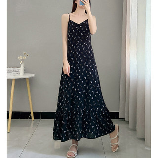Gentle Purple Floral Suspender Dress for Women, Long Dress with Adjustable Shoulder Straps, Slimming and Height-Enhancing, Drapey and Elegant Summer Dress