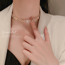South Korean pearl chain necklace woman 2022 new small crowddesign sensation lukewarm wind lock bone chain mesh red neck chain