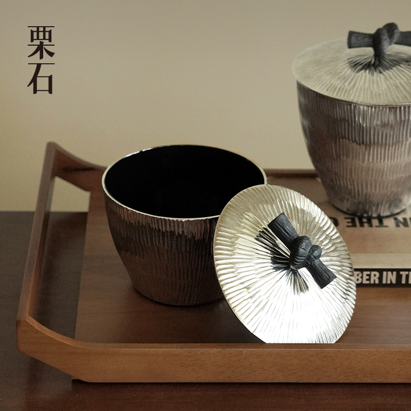 Silver Line Storage Jar Ornament Imported from India, Modern Light Luxury Aluminum Storage Box with Lid, Decorative Jar