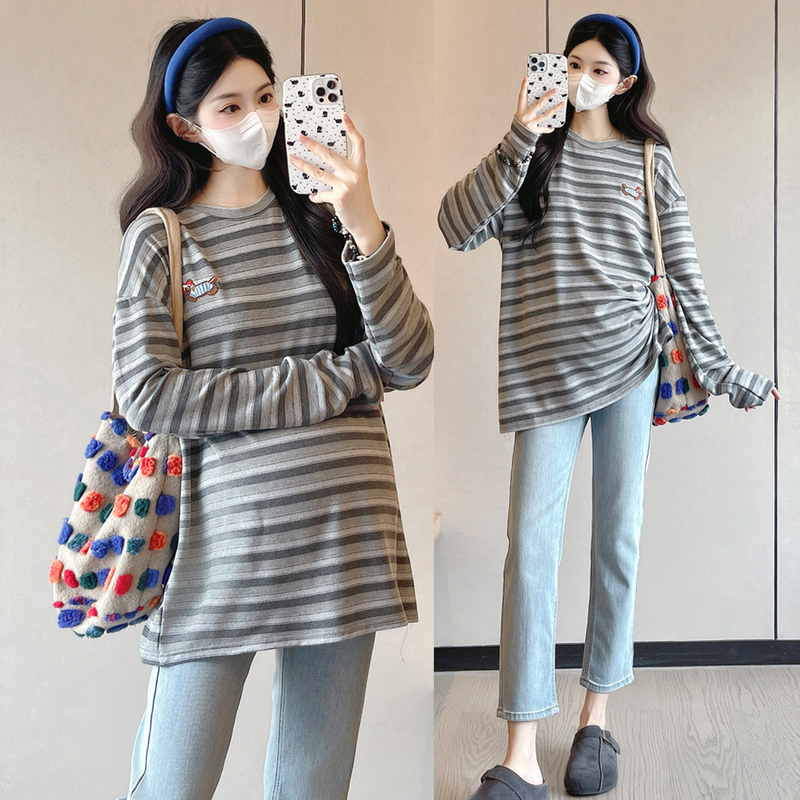 Maternity Wear Autumn Tops 2026 New Striped Long-Sleeved T-Shirt Women's Mid-Length Loose Two-Piece Set for Spring, Autumn and Winter Maternity Wear Autumn Tops 2026 New Striped Long-Sleeved T-Shirt Women's Mid-Length Loose Two-Piece Set for Spring, Autumn and Winter