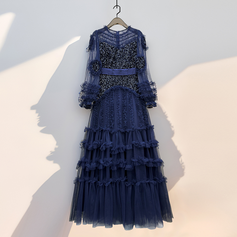 Exquisite and Elegant~ New Spring and Autumn Women's Clothing, Mesh with Three-Dimensional Sequins, Heavy Embroidery, Large Hem, Waist-Cinching Formal Long Dress