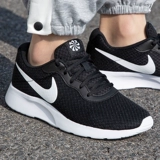Nike, летняя тонкая дышащая повседневная обувь, кроссовки, сезон 2021, для бега