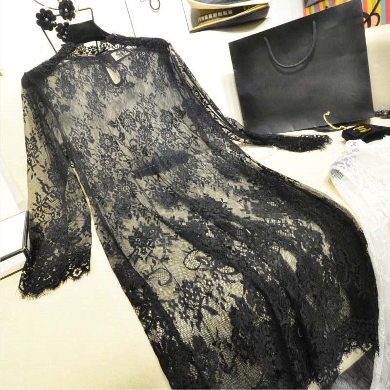 In spring, long sleeves with long sleeves sweet lace embroidery inside lace embroidery with perspective coat