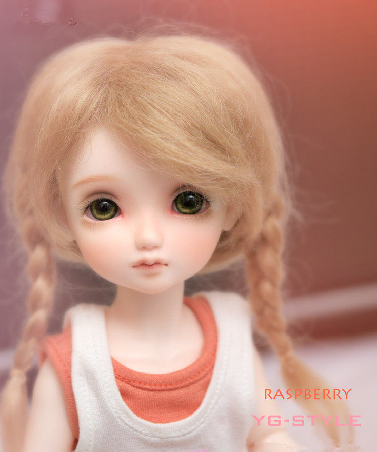 bjd sd doll 6 points Raspberry Raspberry joint humanoid doll
