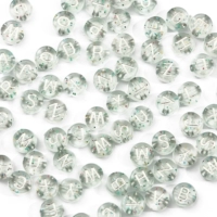 Акриловые плоские бусины луково-розовые с английским алфавитом 4х7мм диаметр отверстия 1,5мм прозрачные серебряные буквы 100 шт./пакет