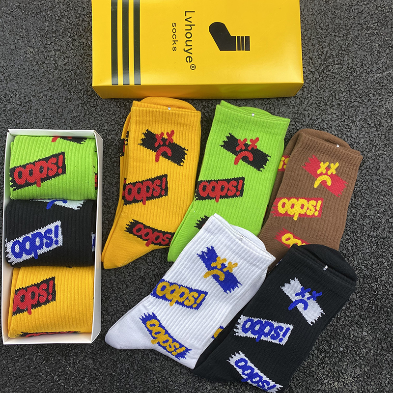 Boxed trendy sports socks male high cylinder street skateboard hip-hop midway socks Sox stockings Socks Women Tide Letters Cotton Socks