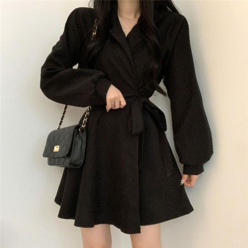 Hepburn-Style Suit Dress for Women, Autumn and Winter 2026 New Model, Elegant and Slim-Fitting Black Suit Dress