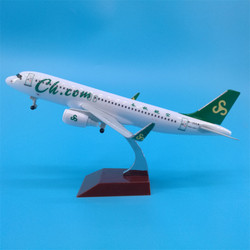 20cm Spring Airlines A320 ເຮືອບິນໂດຍສານທີ່ມີລໍ້ເລື່ອນລົງຈອດອຸປະກອນໂລຫະປະສົມທີ່ຖອດອອກໄດ້ເຄື່ອງປະດັບຍົນແບບຈໍາລອງ