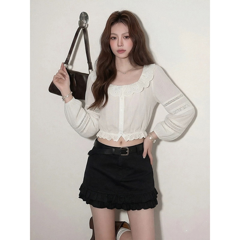 French Lace Hollow-Out White Blouse for Women, New Autumn Style, Sweet and Age-Reducing, Lace Collar, Elegant and Unique Short Top