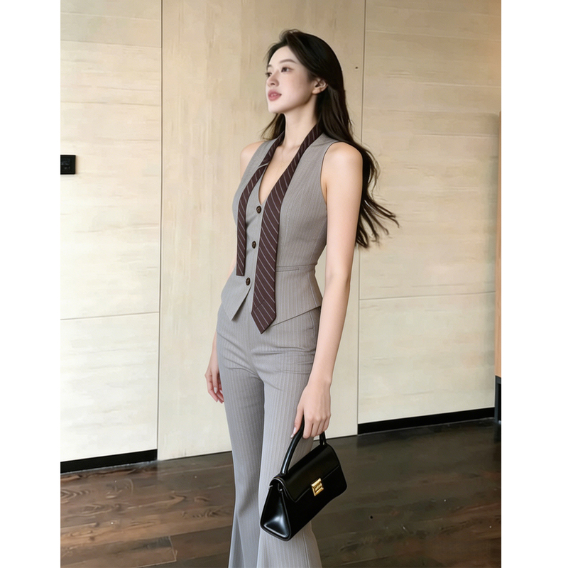 High-Fashion Old Money Style Striped Suit Set, New V-Neck Slim-Fit Vest with Halter Neck and Ribbon, Flared Pants Two-Piece Set High-Fashion Old Money Style Striped Suit Set, New V-Neck Slim-Fit Vest with Halter Neck and Ribbon, Flared Pants Two-Piece Set