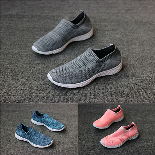 Foreign trade list Men's and women's through the bottom through the net fly weaving breathable one-foot set of river tracing shoes Quick-drying lightweight cushioning casual shoes