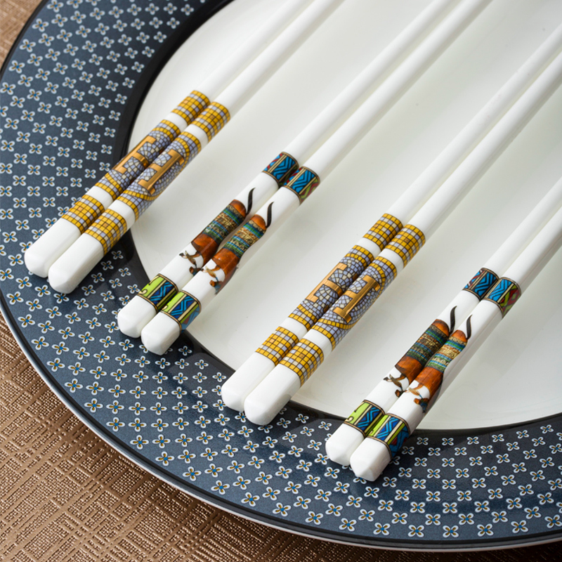 Hermès Ceramic Chopsticks, Trendy Non-Slip and Anti-Mold Chopsticks, Easy to Clean, Household Eco-Friendly and Healthy Bone China, High-End and Heat-Resistant
