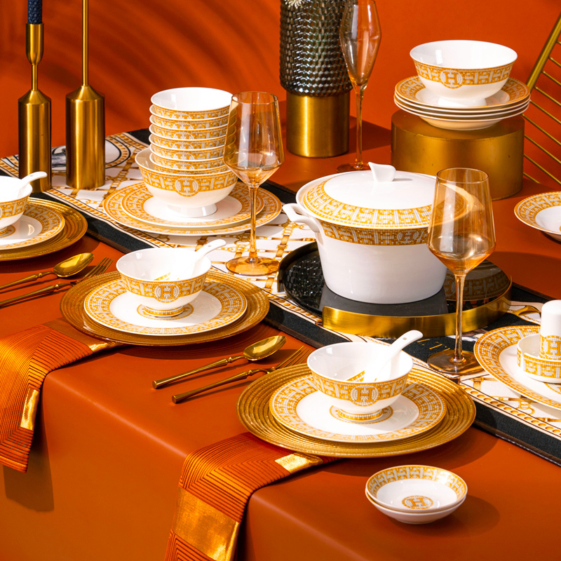 Eating Bowls and Plates Combination Dishes Set Household Tableware and Chopsticks Plate Jingdezhen Ceramic Hermès Tableware Gold Edge Bone China