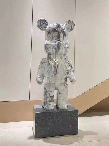 网红卡通暴力熊存钱罐现代简约家居装饰电视柜客厅落地创意大摆件