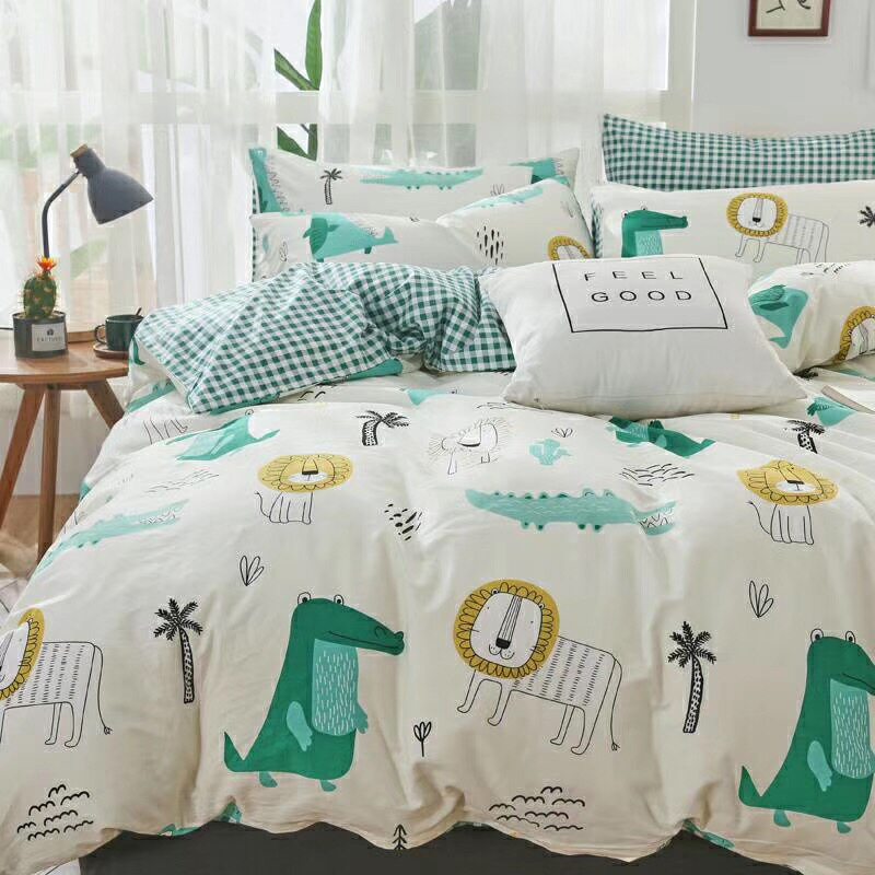 Cartoon family of four children's bedding 1 2 M fitted sheet a bunk bed as well as pillow single quilt cover cute cotton three-piece suit