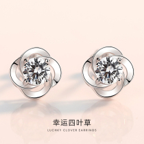 Pure 18K gold USA imports D color mosanstone four leaf grass single drill ear nail pure silver anti-allergy earrings personality earrings