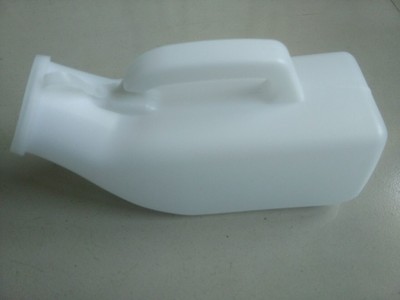 Urine Pot for the Elderly Urine Basin for Men's Women with a Little Toilet Care Small Bedpan Night Urinated Pot Medical Plastic Poop Pot