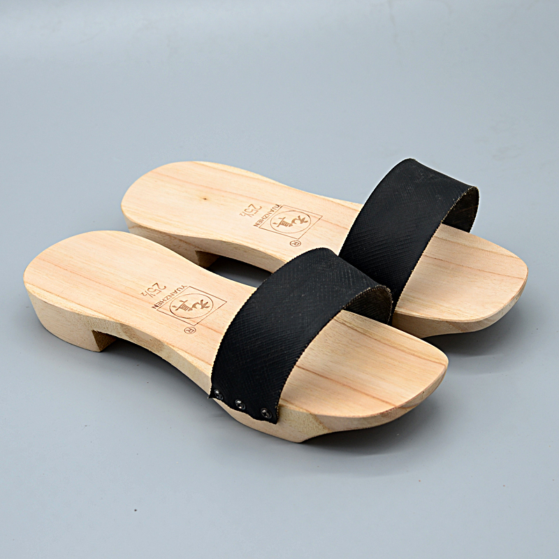 Nostalgic Wooden Clogs, Guangxi Rural Wooden Shoes, Yuanzhen Brand Pure Wood Surface Eco-Friendly Wooden Slippers, Men's and Women's Wooden Shoes and Slippers