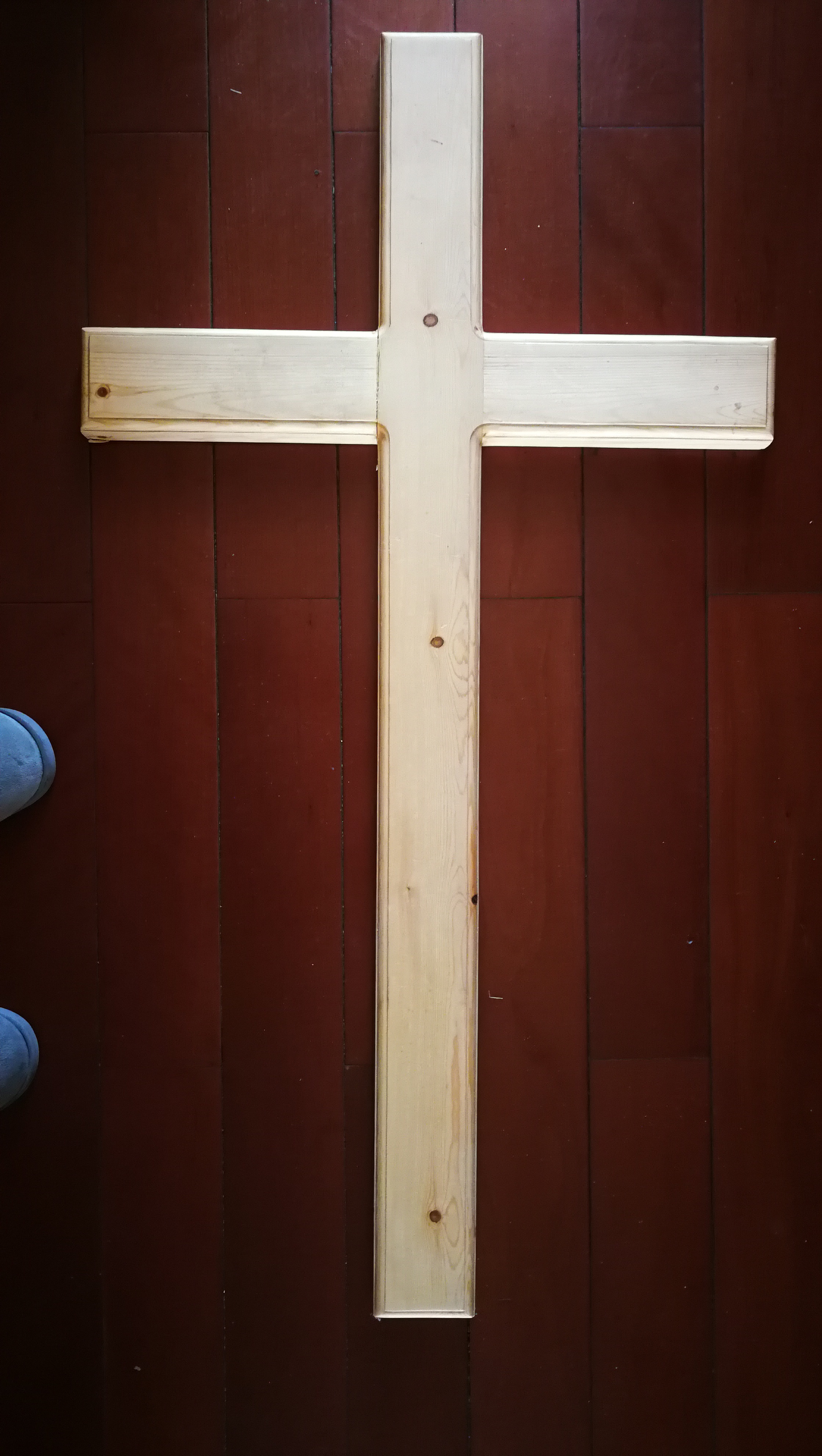 Exquisite wooden church church with extra large 120CM log western restaurant wood color