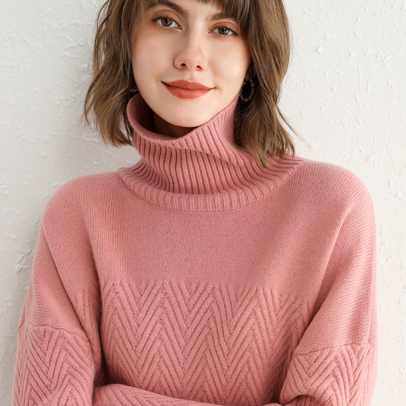 Autumn and winter turtleneck cashmere sweater women's thickened loose 100% pure wool wave knit lazy wind bottoming sweater large size