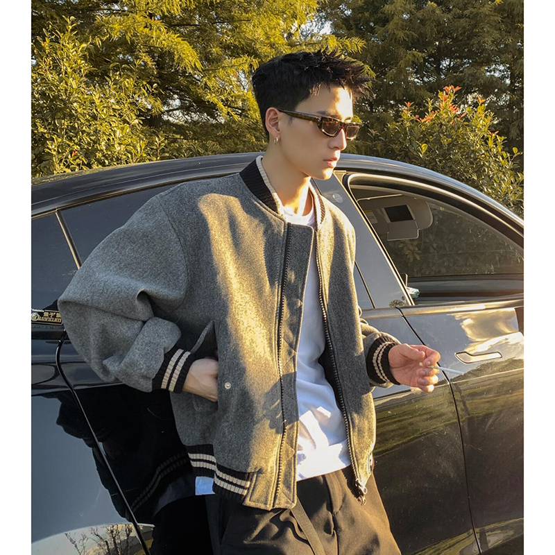 Gray Short Woolen Jacket for Men, Spring and Autumn, American Retro Style, Padded Baseball Jacket, High-End Thickened Bomber Jacket