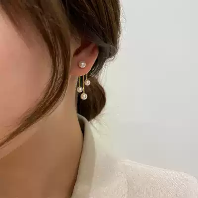 Korean tassel pearl studs French advanced sense 2021 New Tide two wear earrings female niche design sense light luxury