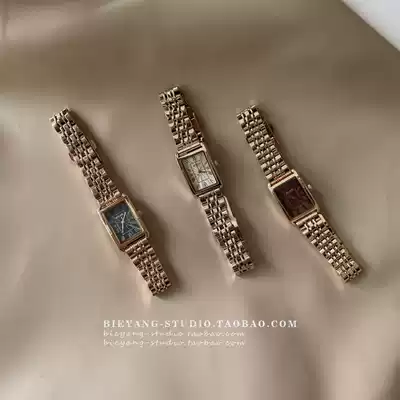 Watch ins niche design chain retro simple temperament luxury 2021 new women Roman quartz watch