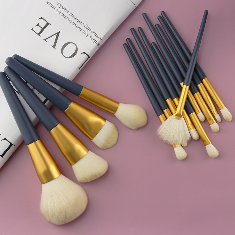 Alwood Portugal Affordable Makeup Brush Suit Beginners Full Range Canton Soft Gross Eye Shadow Bulk Powder Highlight Blush Brush-Taobao