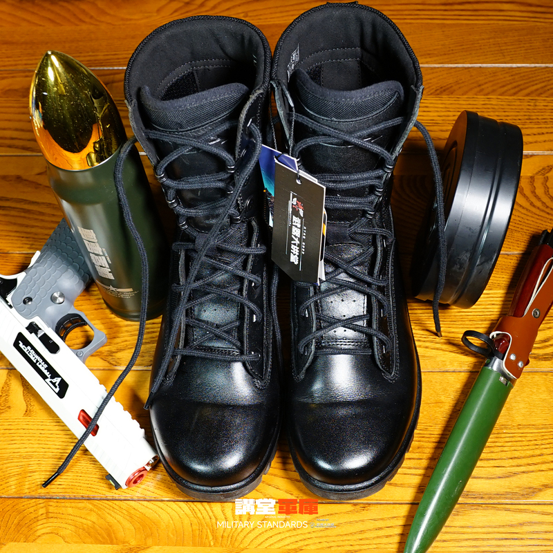 Top-Of-The-Line Black Cycling Boots, Brand New, Non-Stock, Molded Injection Sole, Released in 2017