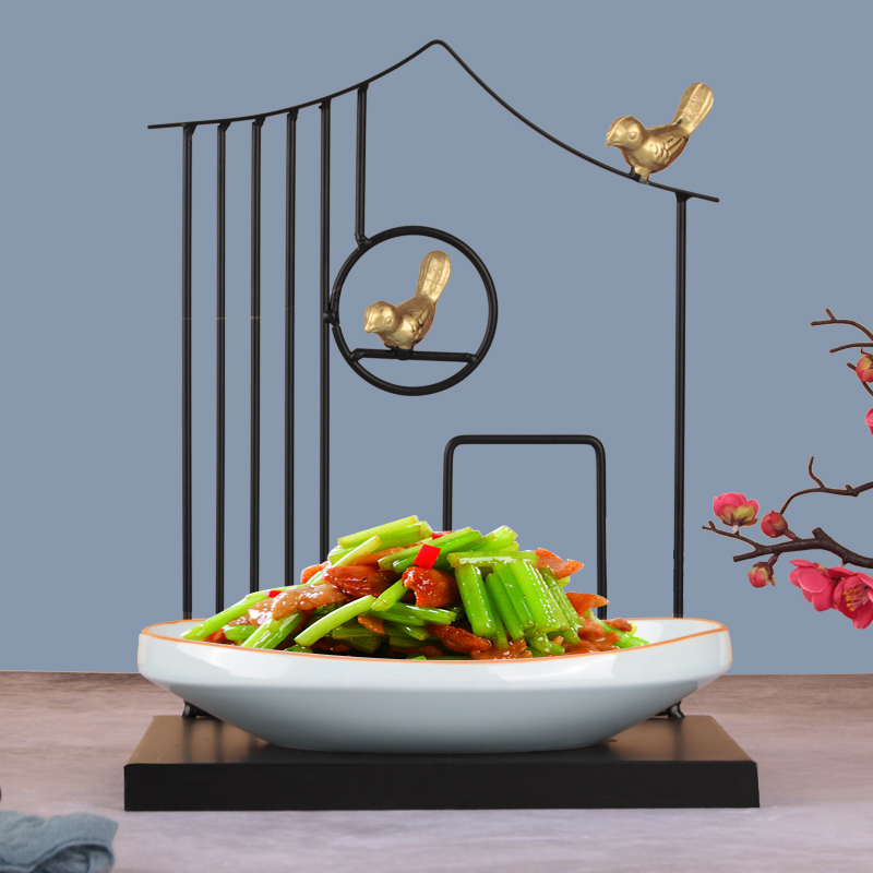 Hotel special tableware theme restaurant Dadong artistic conception dish tableware restaurant private kitchen wrought iron shelf table plate