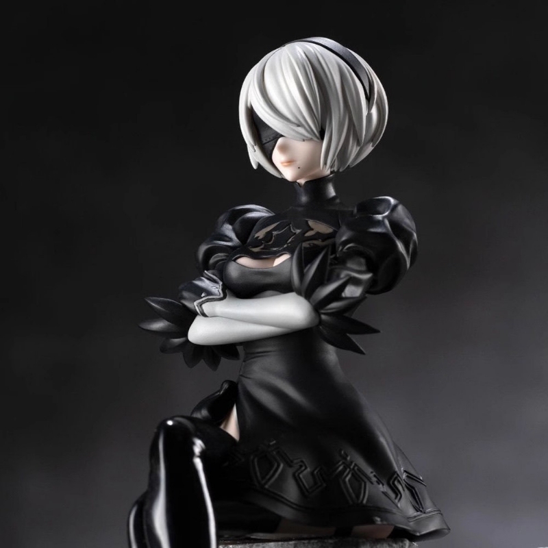 Nier: Automata Sitting Posture Beautiful Girl Figure 2B Lady Anime Peripheral Car Decoration Two-Dimensional Ornament