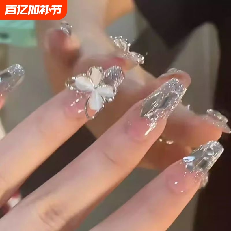 New Year Handmade Nail Art, Popular on Xiaohongshu, with Large Butterfly and Dazzling Rhinestones, High-End Nail Design That Enhances Complexion, Perfect for New Year's Black Nails