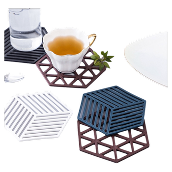 Creative hollow hexagonal silicone-insulating pad