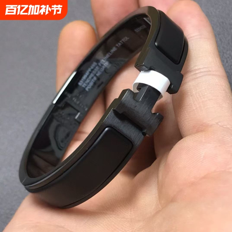 High-Quality Couple Bracelets Cnc Heavy-Duty Craftsmanship Premium Bracelet Black Warrior Matte Enamel Rotating Design Unisex Style