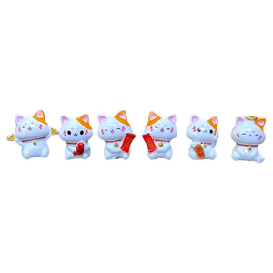 治愈系桌面招财猫摆件创意车载办公室装饰品可爱女生公仔解压摇头