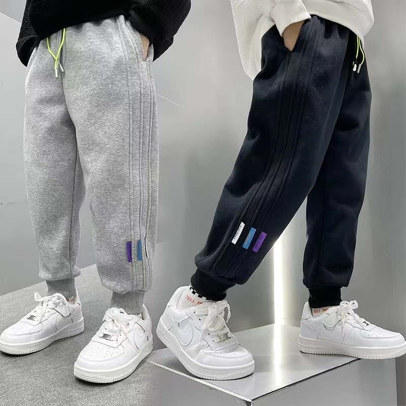 男の子の秋パンツ、カジュアルパンツ、子供服、ビッグボーイ、男の子用ズボン、スウェットパンツ、子供用冬用厚手スポーツパンツ、袖口付き