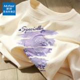 Белая летняя хлопковая футболка, по фигуре