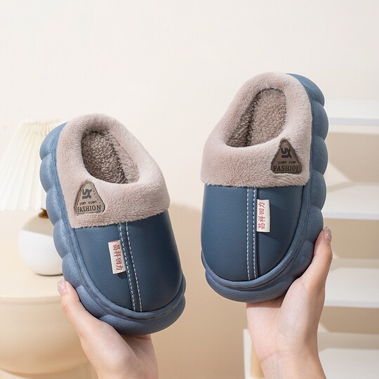 Children's cotton shoes autumn and winter boys' leather waterproof children's home indoor girls' baby plus velvet warm cotton slippers