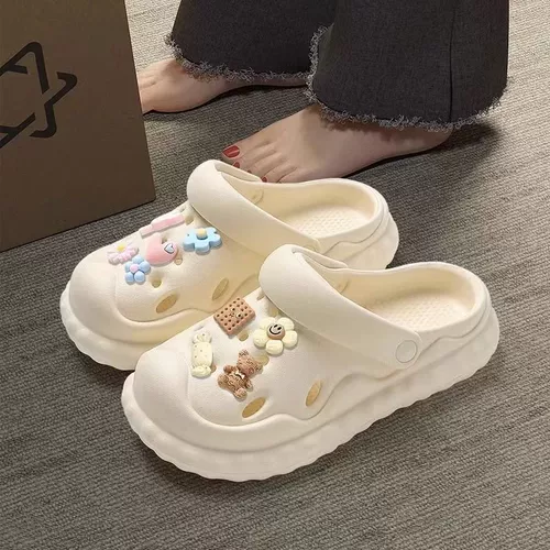 Летняя обувь на платформе, слайдеры, тапочки