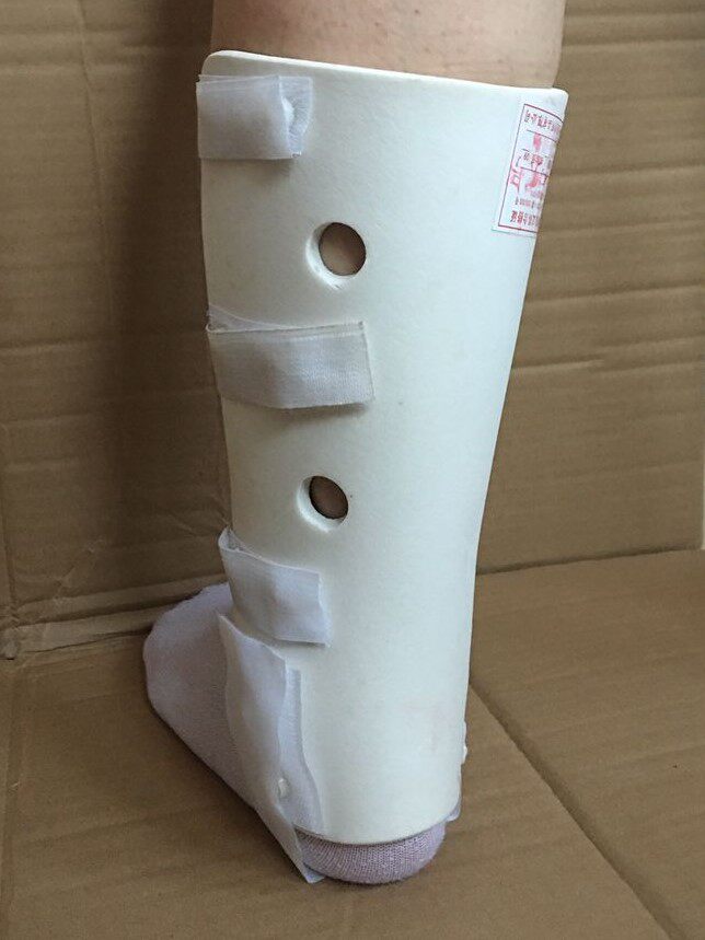 Polymer brace tibia fibula knee lower extremity external fixation brace leg ankle bone fracture splint plaster