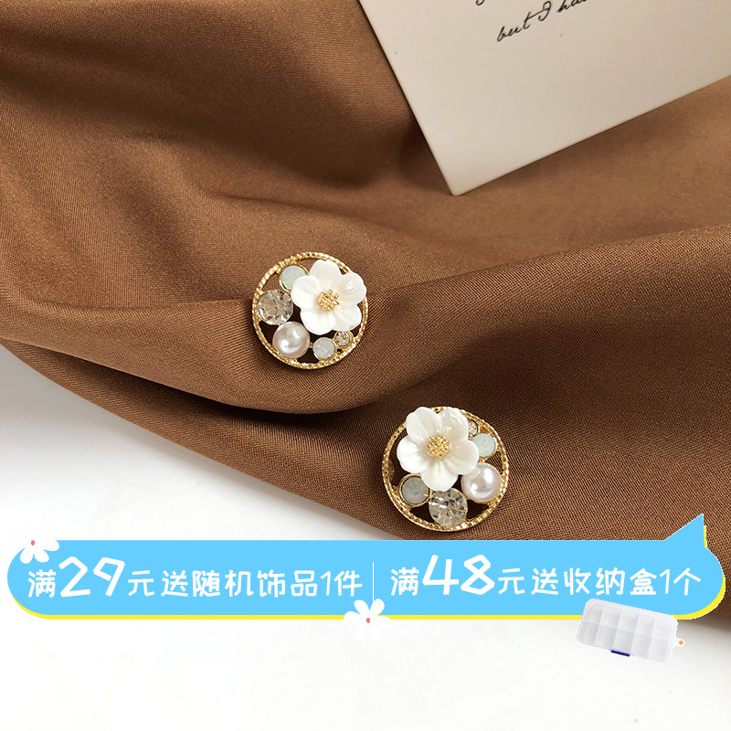 S925 silver needle Mori system Xianfan Flower Ear Nail Geometric Circular Hollowed-out Diamond Earrings Temperament Pearl Earrings 159