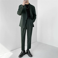 Зеленая куртка, штаны