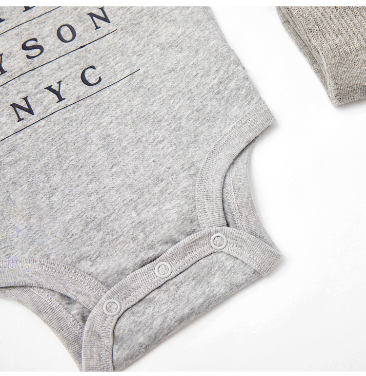 RYSON babyiesies cotton mùa hè siêu mỏng túi màu xám chữ NYC quần áo trẻ sơ sinh romper - Áo liền quần ao so sinh be trai