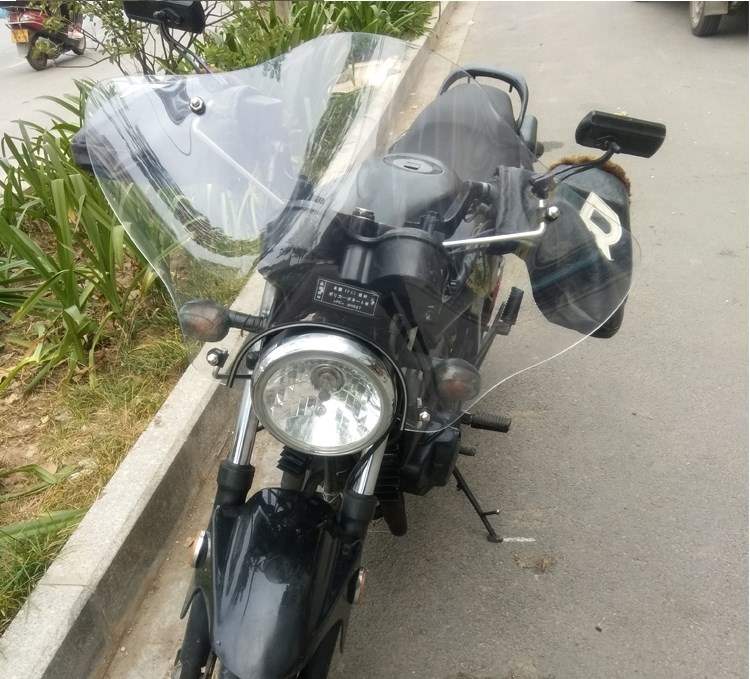 Điện nam 125 Haojue kính chắn gió xe máy chống mưa trong suốt kính chắn gió phổ quát phía trước kính chắn gió - Kính chắn gió trước xe gắn máy