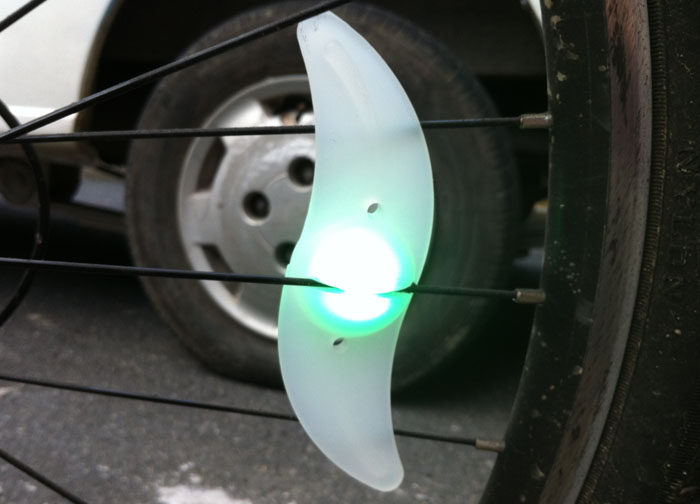 Eclairage pour vélo - feux de Valve - Ref 2404302 Image 20