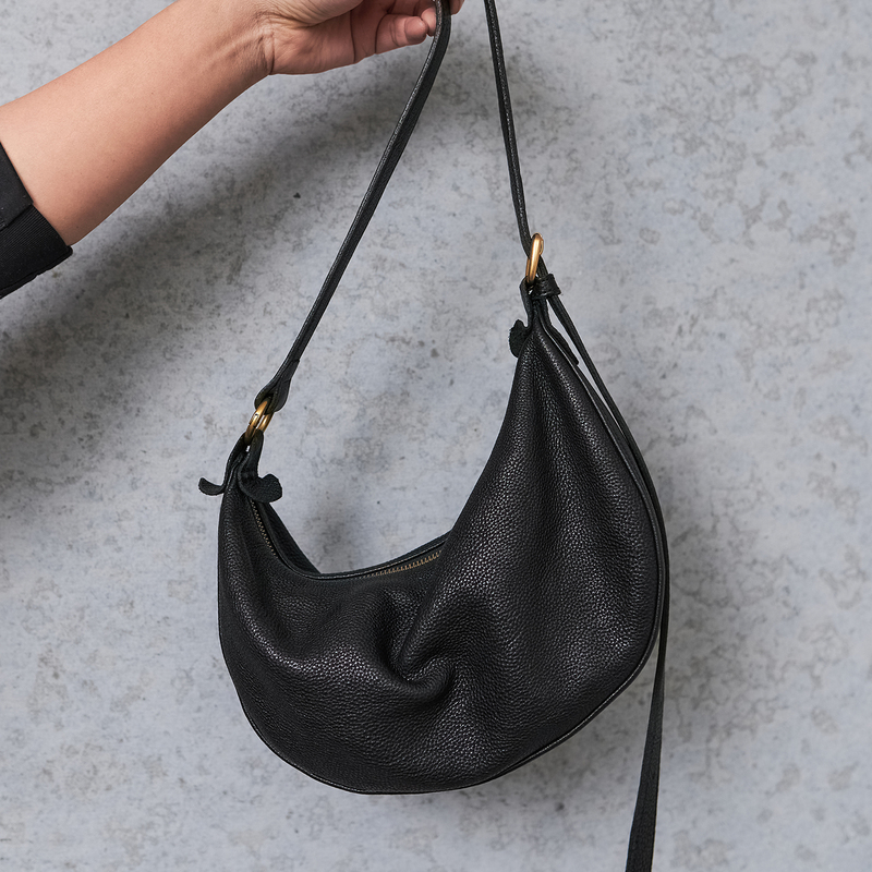 A Feng High-End Experience 【Moon Bag】 Small Size 0010