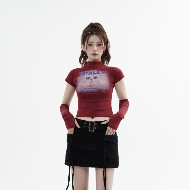 Xfx Peter Pan American Retro Red High-Neck Slim-Fit Short-Sleeve T-Shirt for Women, Trendy Short-Sleeve Top for Hot Girls